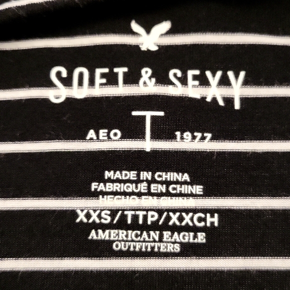 American Eagle Soft & Sexy Elbow Sleeve Tie Front Striped Top - Picture 6 of 7